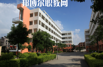 四川省德昌縣職業(yè)高級中學(xué)2022年報名條件、招生要求、招生對象