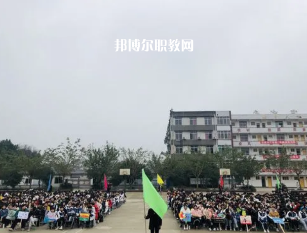 瀘州天宇中等職業(yè)技術(shù)學(xué)校2022年學(xué)費(fèi)、收費(fèi)多少