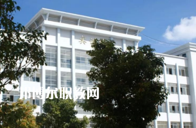 鹽源職業(yè)技術(shù)中學(xué)校2022年報(bào)名條件、招生要求、招生對(duì)象