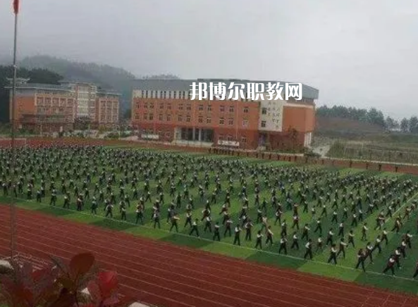 云南貿(mào)易經(jīng)濟學(xué)校2022年報名條件、招生要求。招生對象