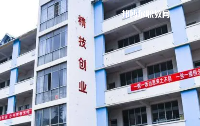 貴州龍里中等職業(yè)學校2022年報名條件、招生要求、招生對象