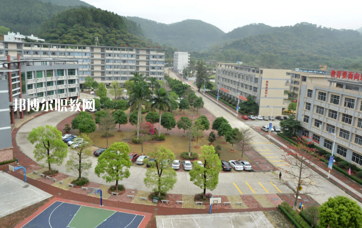 廣州市增城衛(wèi)生職業(yè)技術(shù)學(xué)校2022年報(bào)名條件、招生要求、招生對象