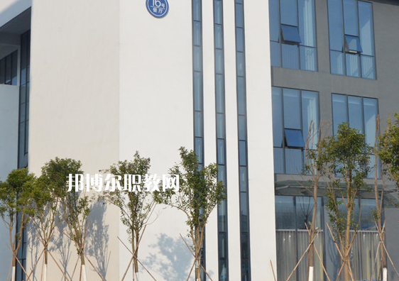 江蘇東臺中等專業(yè)學校2022年報名條件、招生要求、招生對象