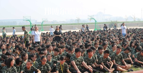 張家口華翔中等職業(yè)學(xué)校2022年報(bào)名條件、招生要求、招生對象
