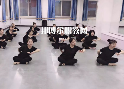 保定工程技術(shù)學(xué)校2022年學(xué)費、收費多少