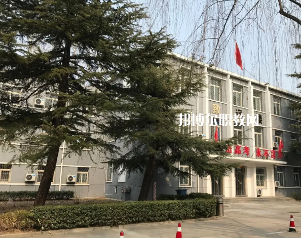 廊坊交通運(yùn)輸學(xué)校2022年報名條件、招生要求、招生對象