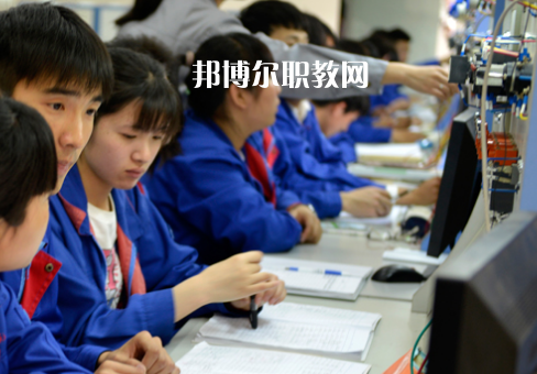 儀征技師學(xué)院2022年報名條件、招生要求、招生對象