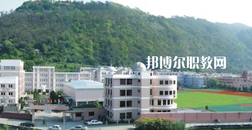 昆明鐵路機(jī)械學(xué)校2022年報(bào)名條件、招生要求、招生對(duì)象