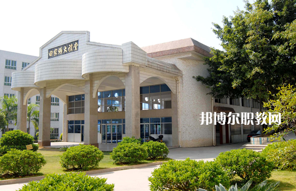 梅州城西職業(yè)技術(shù)學(xué)校2022年報(bào)名條件、招生要求、招生對(duì)象