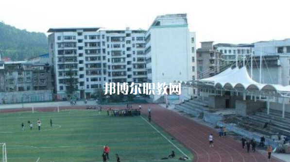 牟定縣職業(yè)高級中學(xué)2022年報名條件、招生要求、招生對象
