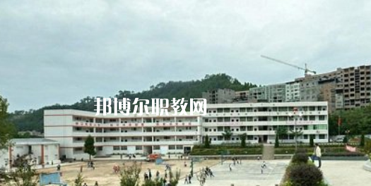 平昌筆山職業(yè)中學2022年報名條件、招生要求、招生對象