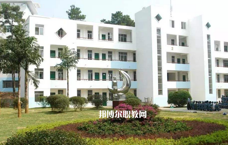 桂林旅游職業(yè)中等專(zhuān)業(yè)學(xué)校2022年報(bào)名條件、招生要求、招生對(duì)象