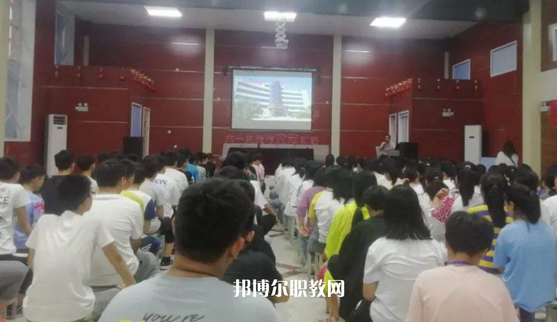 博野縣職業(yè)技術(shù)教育中心2022年報名條件、招生要求、招生對象