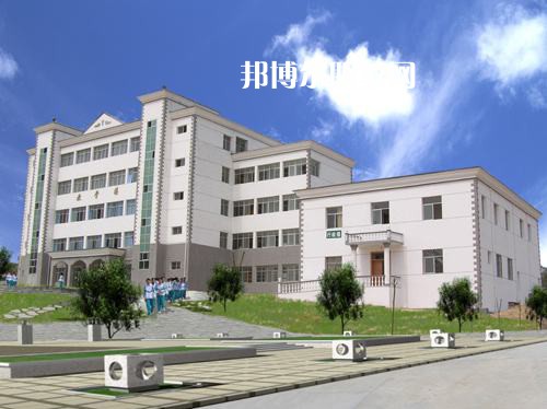 嵩明縣職業(yè)高級(jí)中學(xué)2022年報(bào)名條件、招生要求、招生對(duì)象