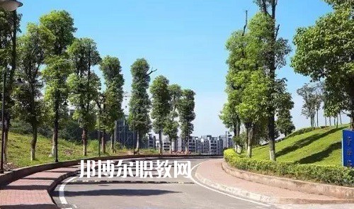 楚雄機械電子職業(yè)技術(shù)學校2022年報名條件、招生要求、招生對象