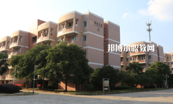 文山農(nóng)業(yè)學(xué)校2022年學(xué)費(fèi)、收費(fèi)多少