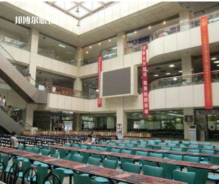 西安交通大學(xué)醫(yī)學(xué)院附設(shè)衛(wèi)生學(xué)校2022年報(bào)名條件、招生要求、招生對(duì)象