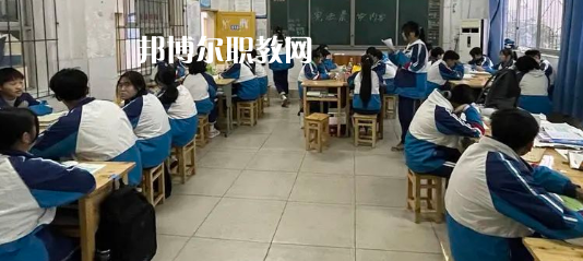 四川瀘州市江南職業(yè)中學(xué)校2022年報名條件、招生要求、招生對象