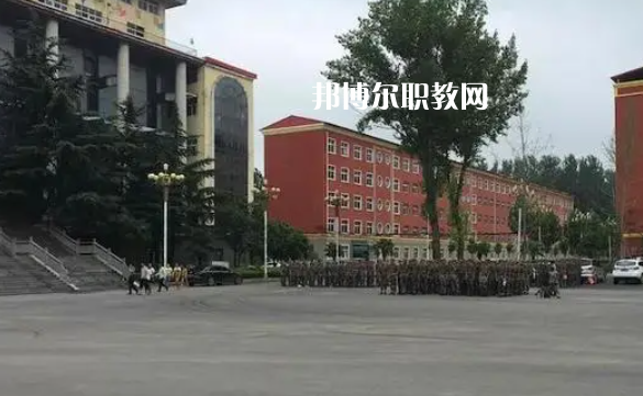河南工業(yè)和信息化高級技工學校2022年報名條件、招生要求、招生對象
