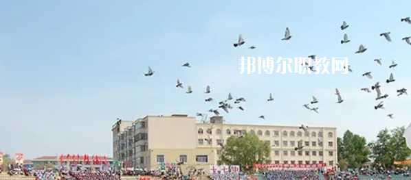黑龍江省鶴崗衛(wèi)生學(xué)校2022年報(bào)名條件、招生要求、招生對(duì)象