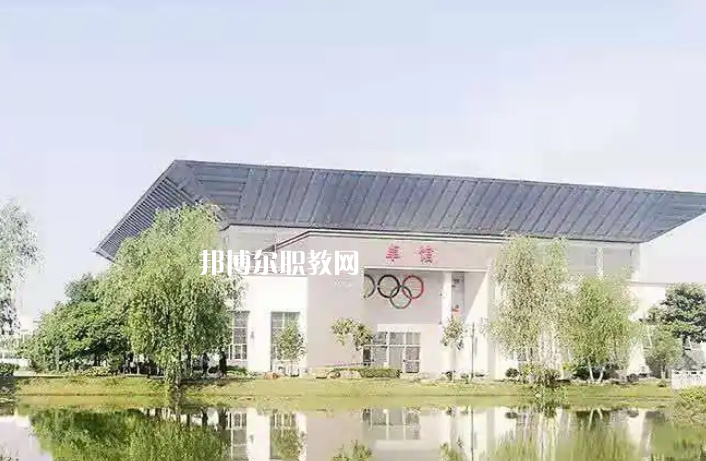 江蘇高淳中等專業(yè)學校2022年報名條件、招生要求、招生對象