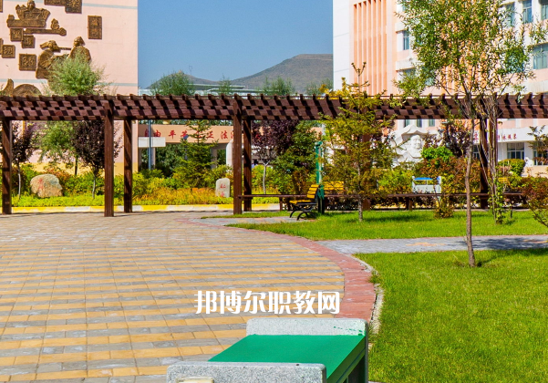 湟中職業(yè)教育中心2022年學(xué)費(fèi)、收費(fèi)多少