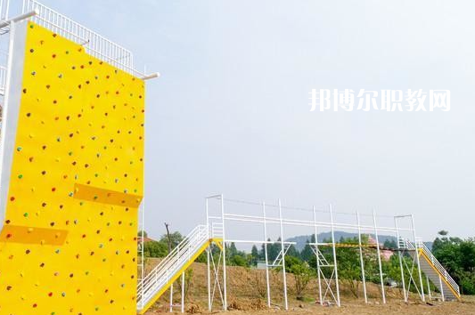 武漢華中藝術(shù)學(xué)校2022年報(bào)名條件、招生要求、招生對(duì)象
