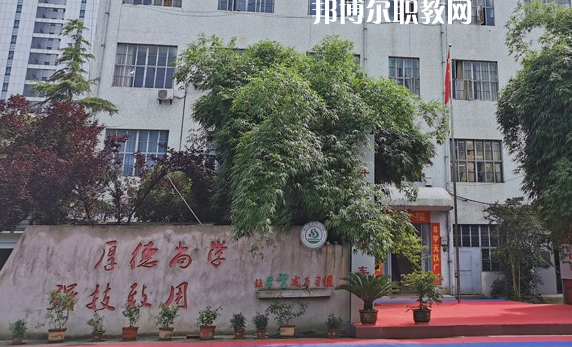 湖北現(xiàn)代科技學(xué)校2022年報名條件、招生要求、招生對象