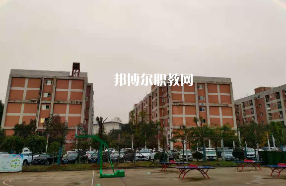 武漢凡谷電子職業(yè)技術學校2022年報名條件、招生要求、招生對象