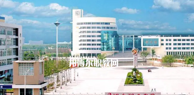 煙臺(tái)高職?？圃盒Ｅ琶?強(qiáng)
