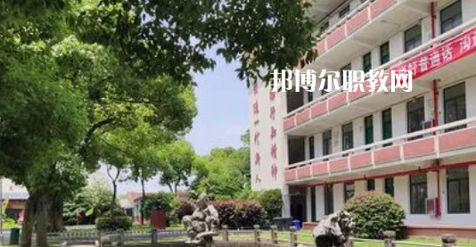 無(wú)錫行知科技學(xué)校地址在哪里，哪個(gè)地區(qū)，哪個(gè)城市?