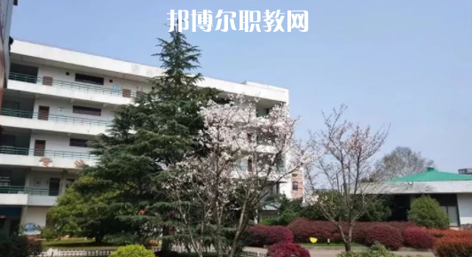 2023蘭溪市第六中學(xué)招生計(jì)劃 招生人數(shù)是多少(附要求、條件、對(duì)象)