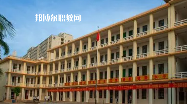 ?？谥新殞W(xué)校具體名單匯總2023版 ?？谥新殞W(xué)校有哪些