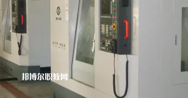 2023陜西秦嶺航空電氣有限責(zé)任公司技工學(xué)校多少錢 陜西秦嶺航空電氣有限責(zé)任公司技工學(xué)校各專業(yè)學(xué)費收費標準