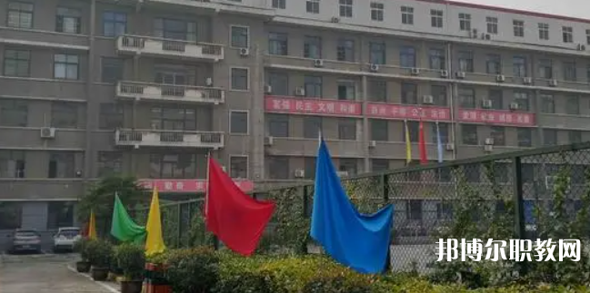 西安市技工學校地址，乘車路線