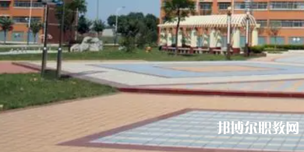 灤州市衛(wèi)生職業(yè)中等專業(yè)學(xué)校地址，乘車路線