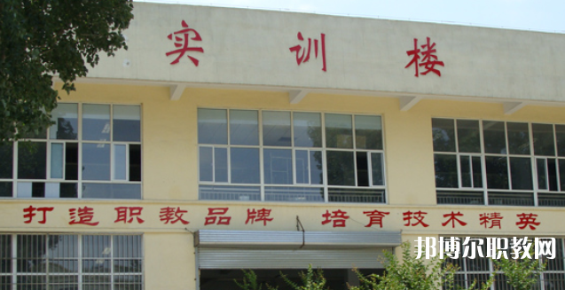 臨城縣職業(yè)技術(shù)教育中心地址，乘車路線