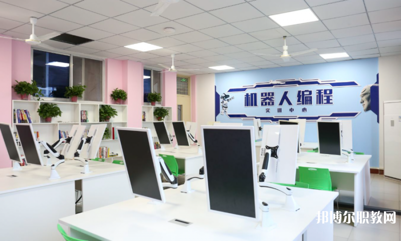 2023鄭州新華中等專業(yè)學(xué)校招生計(jì)劃 招生人數(shù)是多少(附要求、條件、對象)