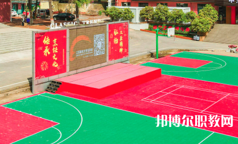 哈爾濱市職工醫(yī)學(xué)院2024年報(bào)名條件、招生要求、招生對象