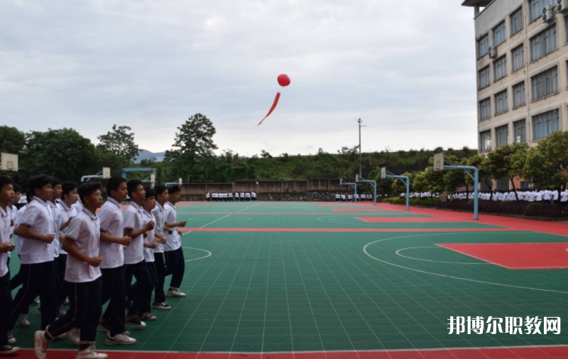 2024靈川縣職業(yè)中等專業(yè)學校招生計劃 招生人數(shù)是多少(附要求、條件、對象)
