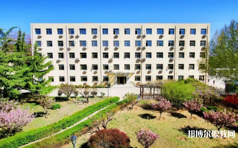 2024北京市城市管理高級技術(shù)學(xué)校多少錢 北京市城市管理高級技術(shù)學(xué)校各專業(yè)學(xué)費收費標準