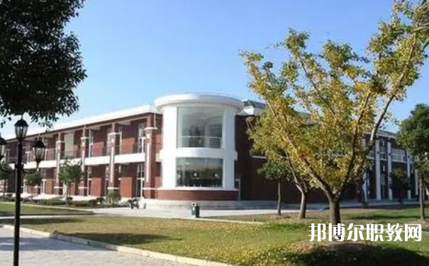 晉城虹橋技校怎么樣、好不好