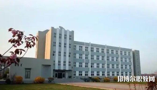 長(zhǎng)?？h中等職業(yè)技術(shù)專業(yè)學(xué)校地址，乘車路線
