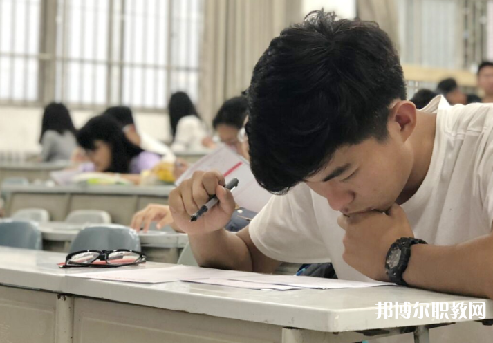 四川2025年初中生可以去的消防技術(shù)工程學校